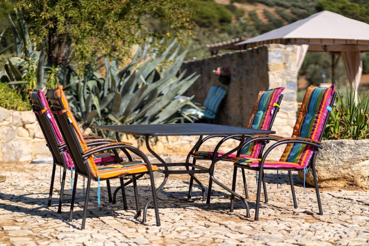 Hacienda La Buena Vida B&B En Appartementen Algarinejo Εξωτερικό φωτογραφία